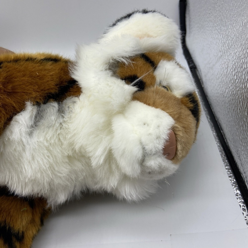 Living Nature Tiger Cub Plush Soft Toy Stuffed Animal Realistic UK CA CE 16" - Picture 9 of 10